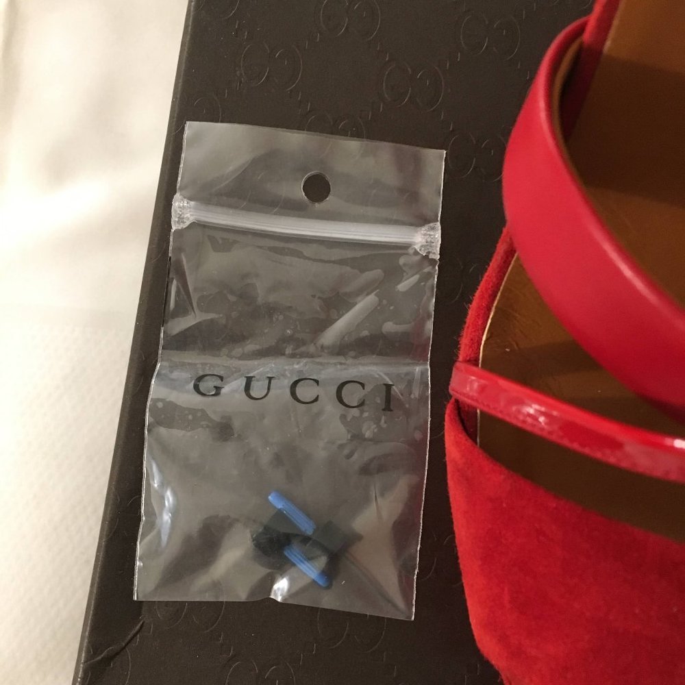 Gucci Kid Scamosc / Vern Crystal Tabasco Heels View 2